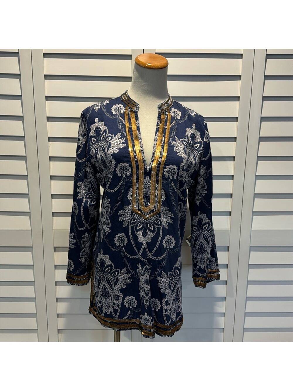 Clover by Bobby Jones Boho with Sequin detail Tunic Top.